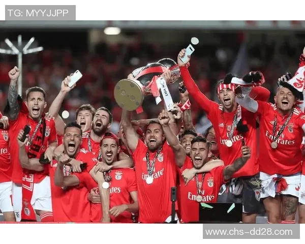 本菲卡主场迎战埃斯托里尔期待全取三分争夺联赛冠军荣耀